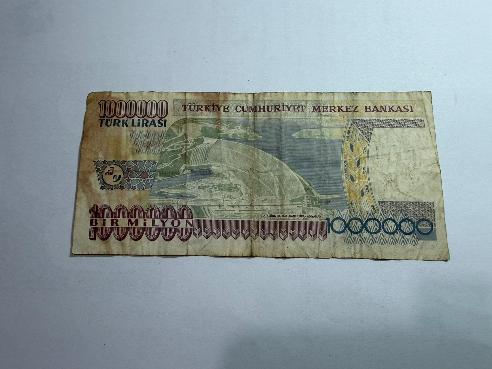 een origineel historisch bankbiljet van 1miljoen Turkse lira, Ophalen of Verzenden, Overige landen