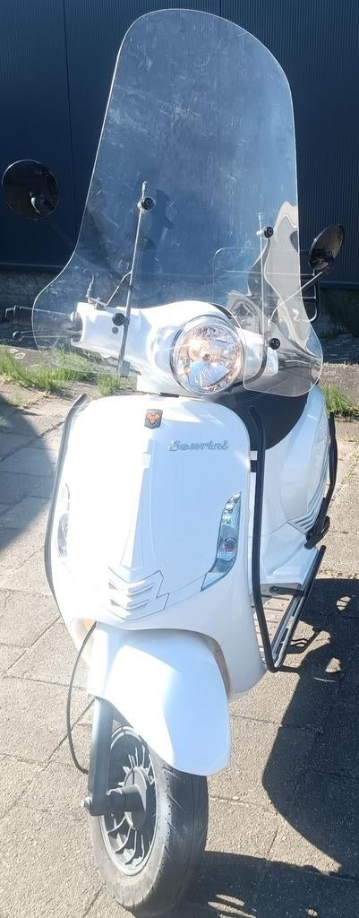 La souris sourini 2021 45km mooi glans wit, Ophalen, Overige modellen, Maximaal 45 km/u, 49 cc