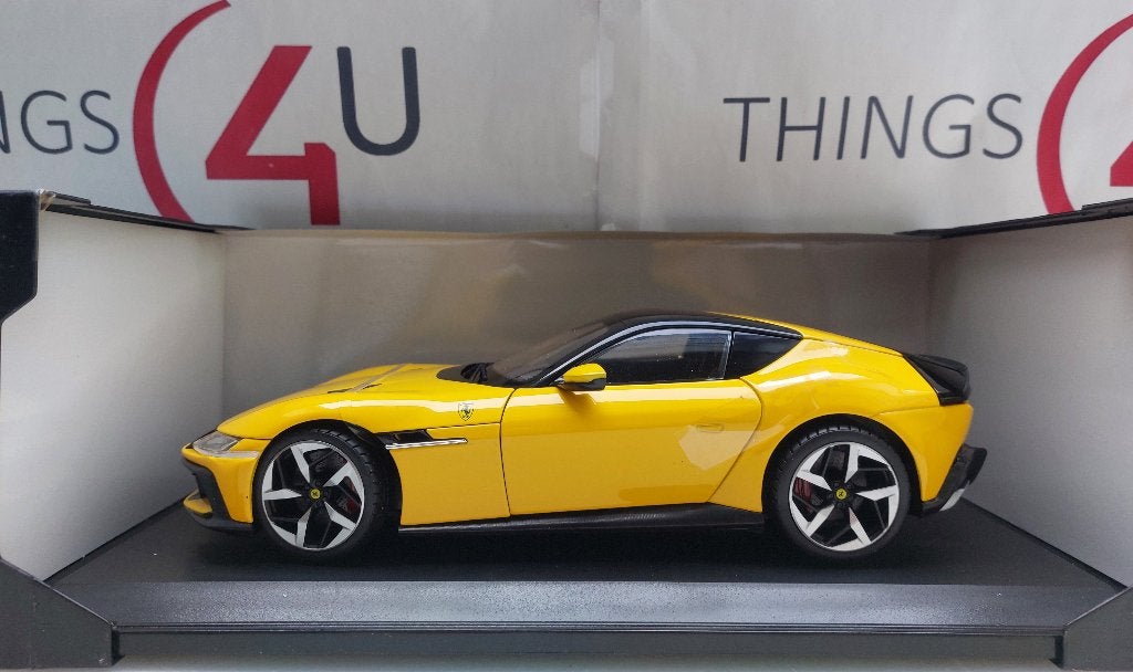 Polistil 1:18 Ferrari 12Cilindri 2024 geel nieuw in doos, Ophalen of Verzenden, Nieuw, Auto, Overige merken