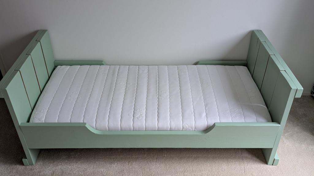 Kinderbed 80x170 cm (inclusief rand) met matras en zijrand, Gebruikt, 70 tot 85 cm, 160 tot 180 cm, Ophalen