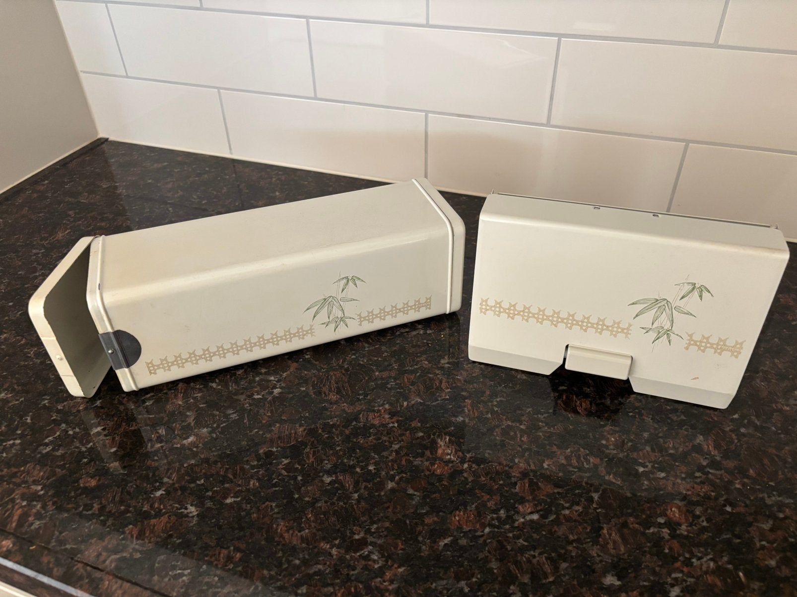 brabantia ontbijtkoekblik en filterhouder palmen motief, Ophalen of Verzenden, Zo goed als nieuw