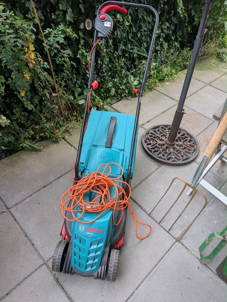 Bosch ARM 32 Elektrische Grasmaaier, Ophalen, Cirkelmaaier, Gebruikt, Elektrische grasmaaier