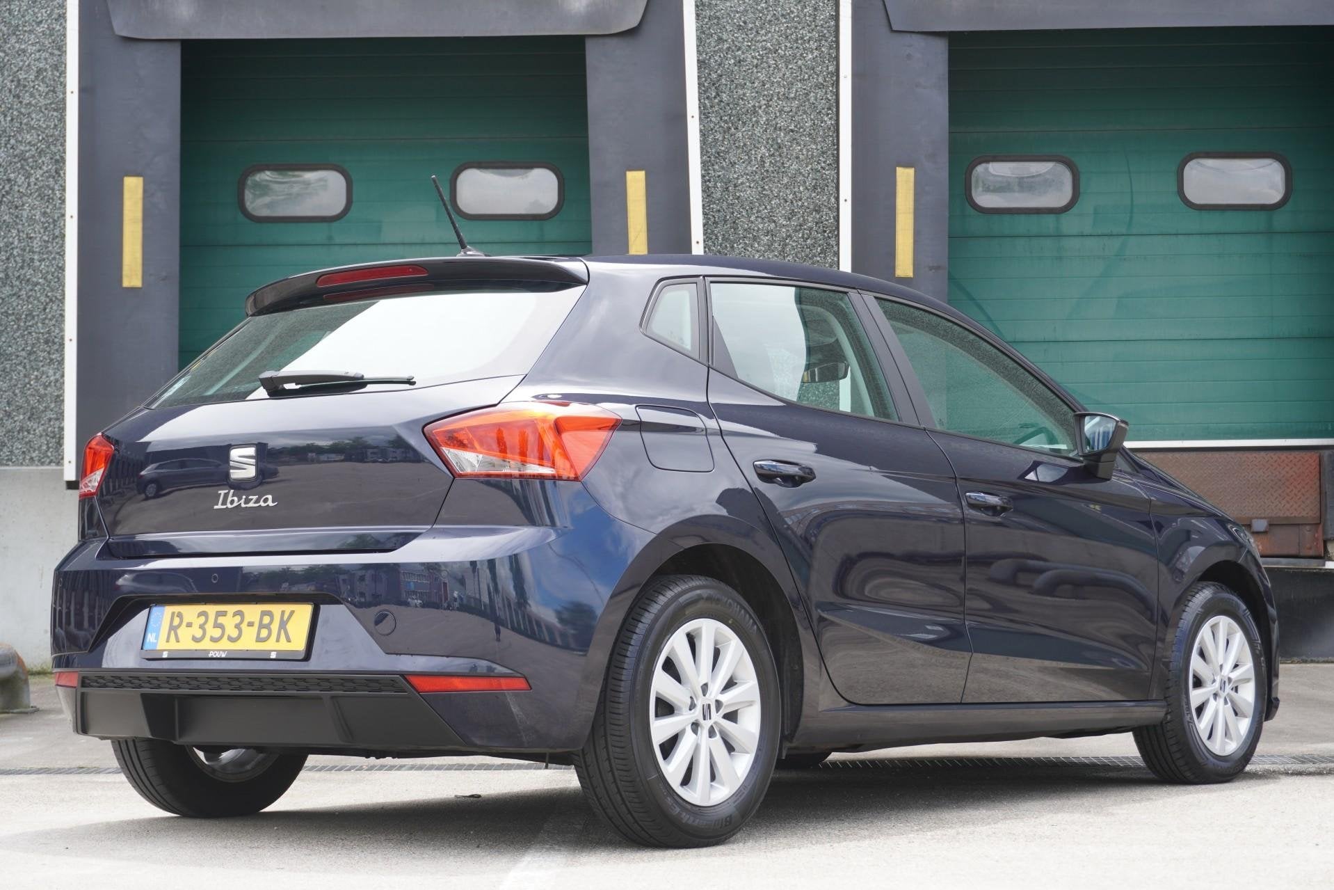 SEAT Ibiza 1.0 EcoTSI 95pk Style | Climatronic | FullLink |, Auto's, Seat, Voorwielaandrijving, 12 maanden, Stof, 95 pk
