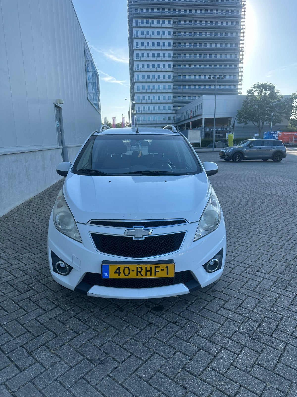 Chevrolet Spark 1.0–2011–Benzine–Handgeschakeld–APK 05/2027, Auto's, Chevrolet, Voorwielaandrijving, 4 cilinders, Wit, Origineel Nederlands