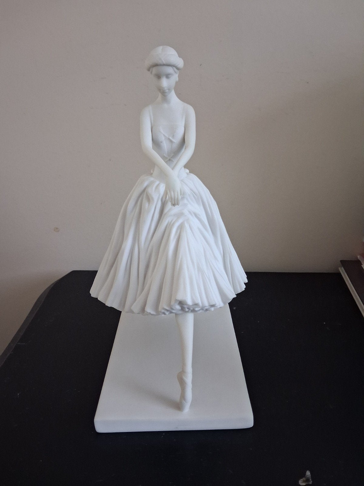 Vintage Ballerina beeld Enesco Ltd. 2003, Antiek en Kunst, Ophalen of Verzenden, Wit, Beeld, Composieten
