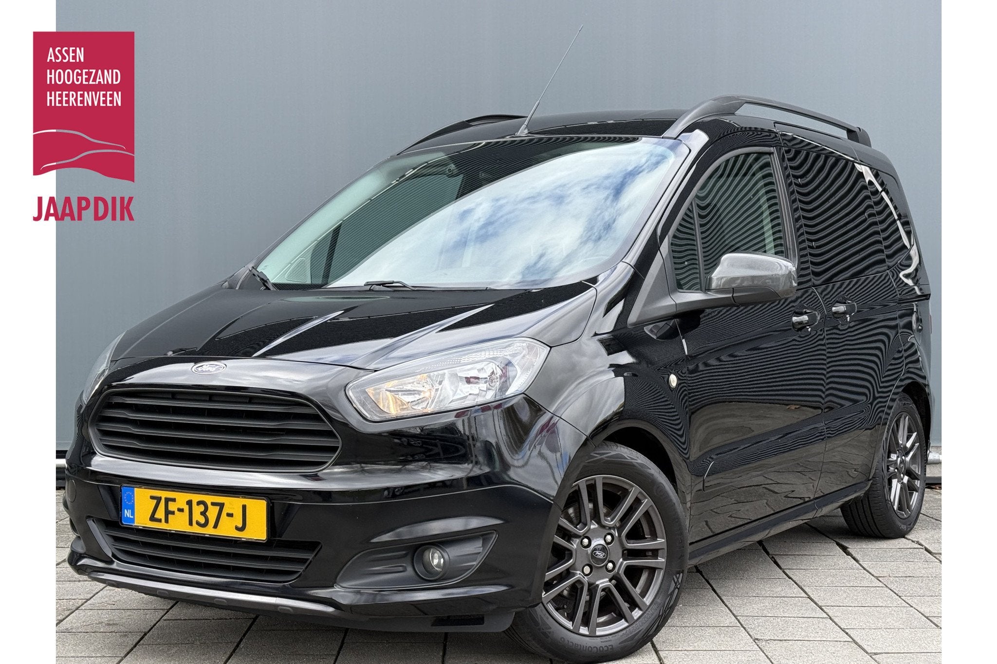 Ford Tourneo Courier BWJ 2018 | 1.0 101PK Titanium | CLIMA |, Voorwielaandrijving, Automatische klimaatregeling, Gebruikt, Leder en Stof