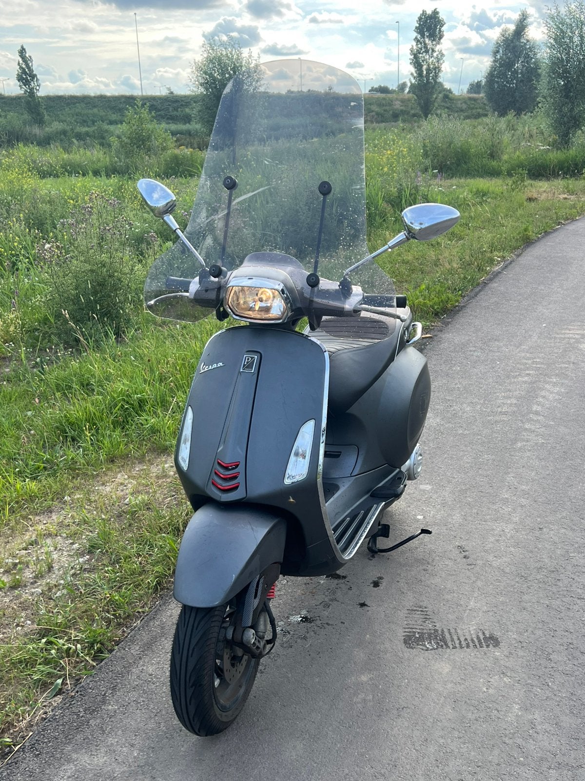 Vespa sprint 2019, Fietsen en Brommers, Scooters | Vespa, Ophalen, Gebruikt, Maximaal 45 km/u, Vespa S