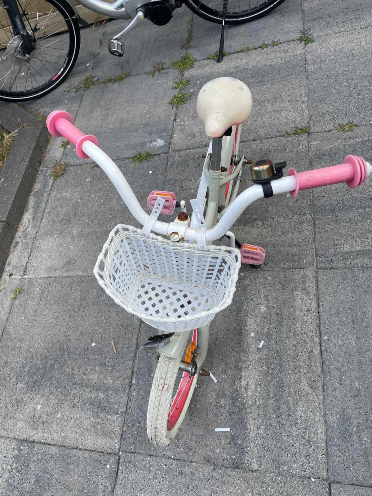 Kinderfiets roze, Ophalen, Gebruikt, Terugtraprem