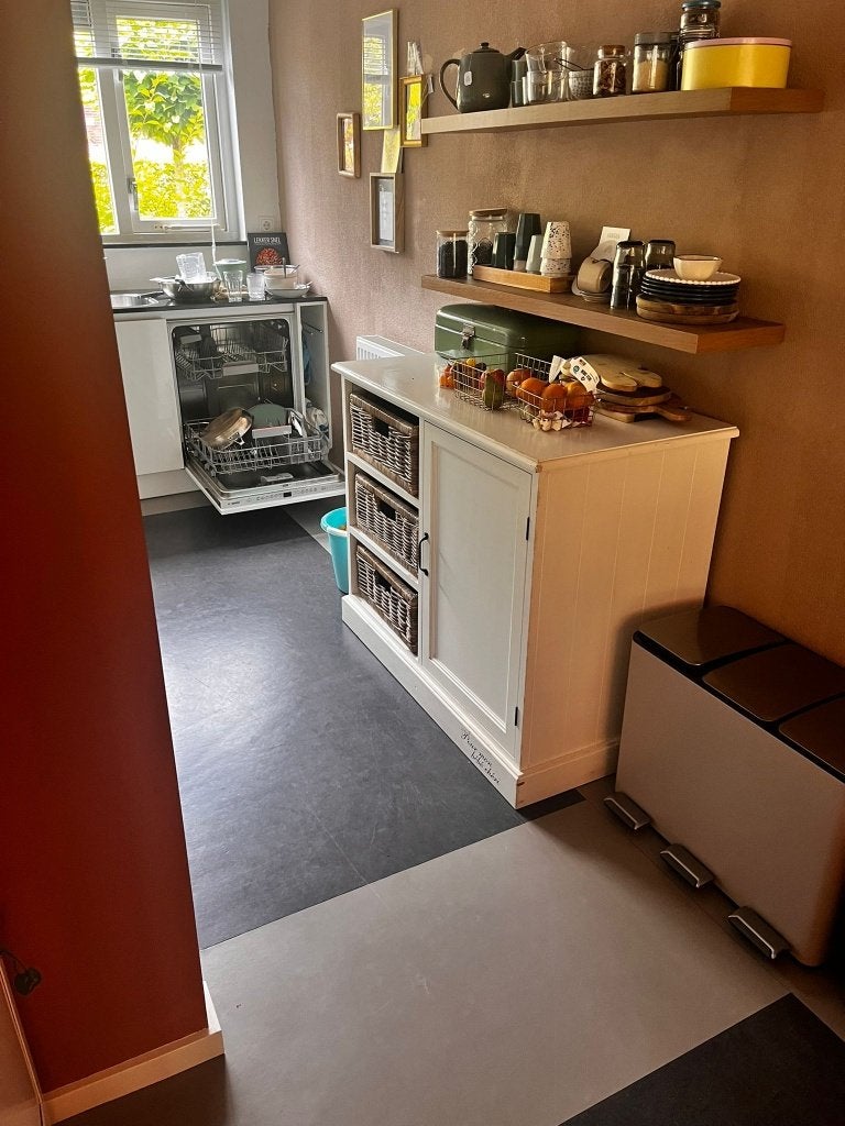 Gratis dressoir, Ophalen, Met plank(en), Gebruikt, 75 cm of meer
