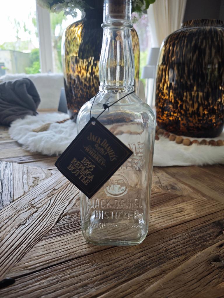 Jack Daniel's 1895 Replica Lege Fles (1 Liter), Ophalen, Verpakking