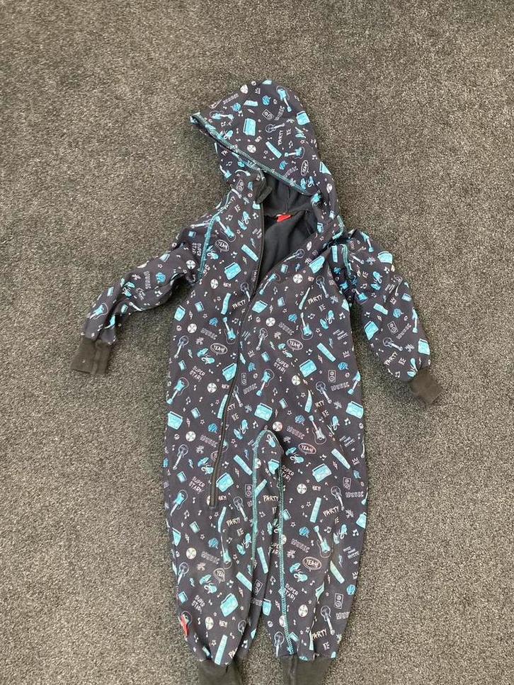 Ielm pak softshell maat 110 met capuchon, Kinderen en Baby's, Kinderkleding | Maat 110, Gebruikt, Jongen of Meisje, Overige typen