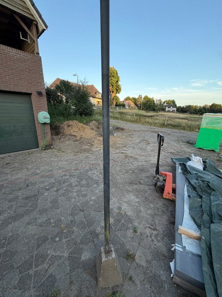 6x Stalen paal met betonpoer ca. 245 cm - 15 euro p/st, Ophalen, Gebruikt, IJzer