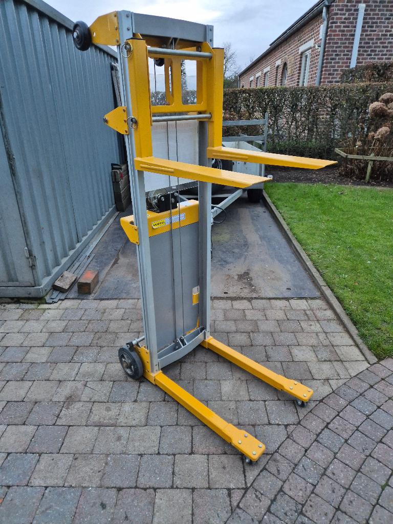 Genie gl-4 materialen lift, stapelaar, lift, Doe-het-zelf en Verbouw, Ophalen, Nieuw