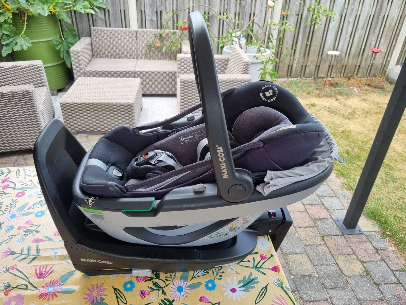 Maxi-Cosi Coral 360 i-Size autostoel met FamilyFix3 base, Ophalen, Zijbescherming, Zo goed als nieuw, Isofix