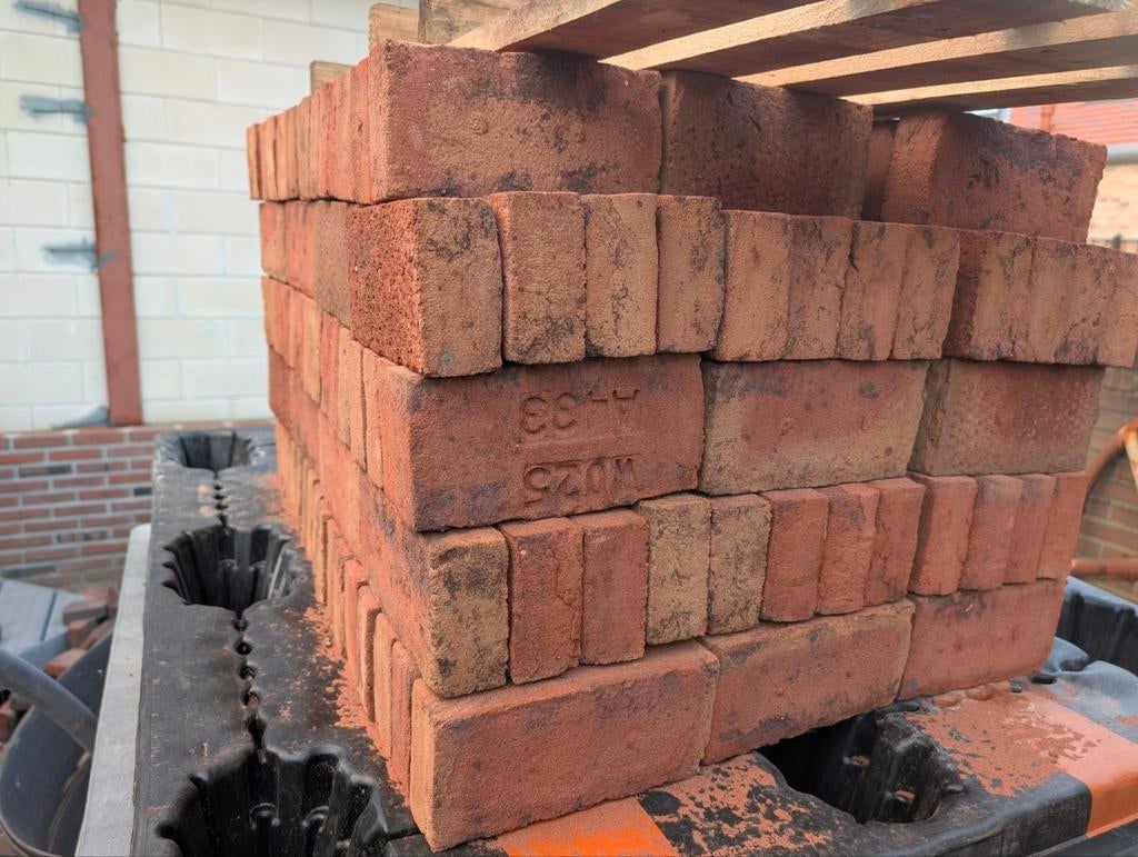 Ca. 234 stuks Loire gereduceerde bakstenen, Ophalen, Nieuw, Bakstenen