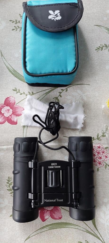 Kleine opvouwbare pocket verrekijker met etui, 8x21 of 8x25, Audio, Tv en Foto, Optische apparatuur | Verrekijkers, Gebruikt, Overige typen