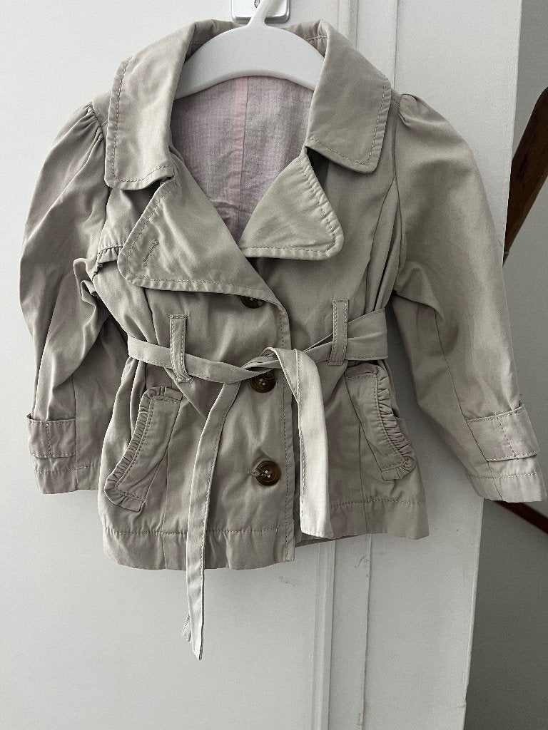 Leuke trenchcoat, Meisje, H&M, Ophalen of Verzenden, Zo goed als nieuw
