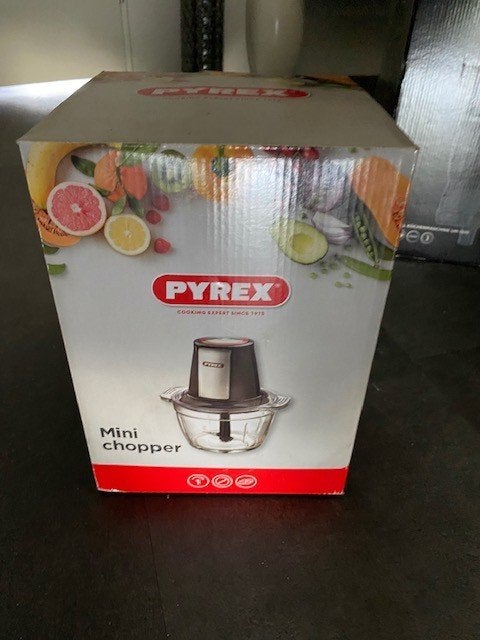 Pyrex mini chopper/hakmolen nieuw in doos, Nieuw, Ophalen of Verzenden, Zwart, Metaal