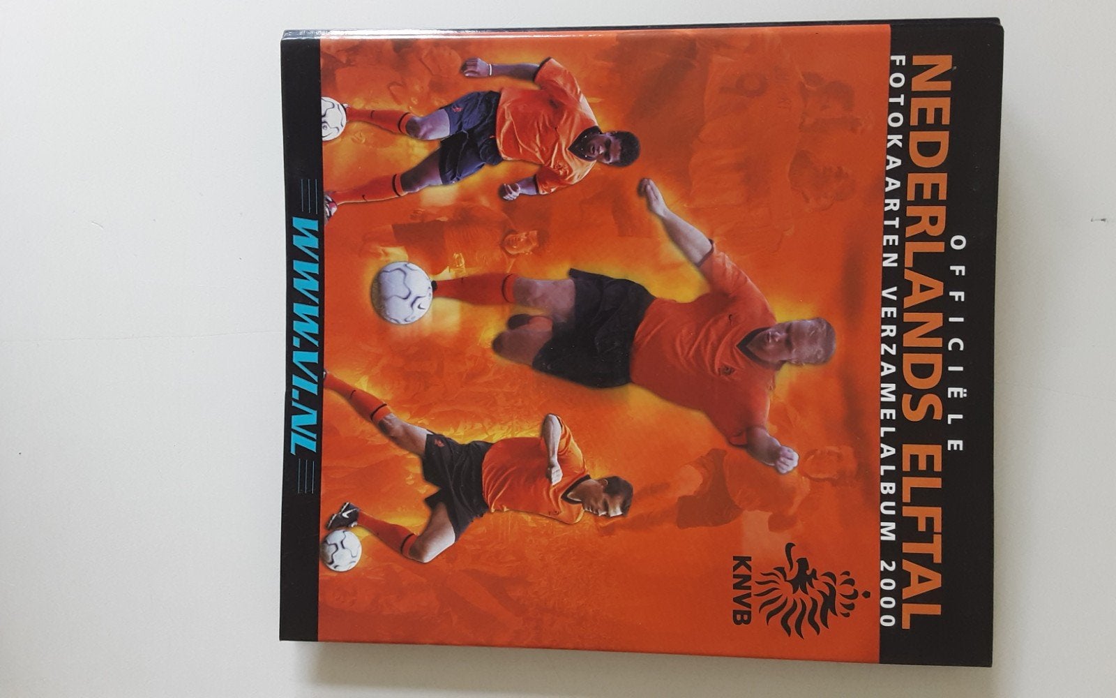 Officieel Nederlands Elftal Fotokaarten Verzamelalbum 2000, Verzamelen, Ophalen of Verzenden, Zo goed als nieuw, Overige binnenlandse clubs