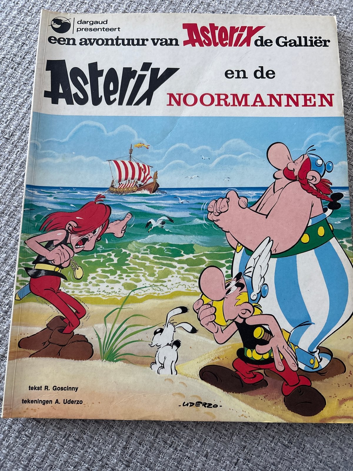 Asterix en de Noormannen - Klassiek stripboek, Eén stripboek, Ophalen of Verzenden, Gelezen