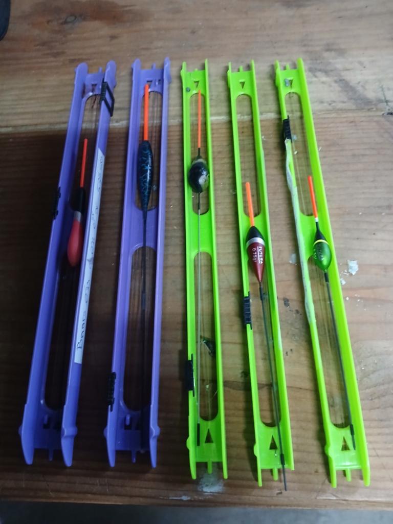 Te koop 5 tuigjes witvis, Ophalen of Verzenden, Overige typen