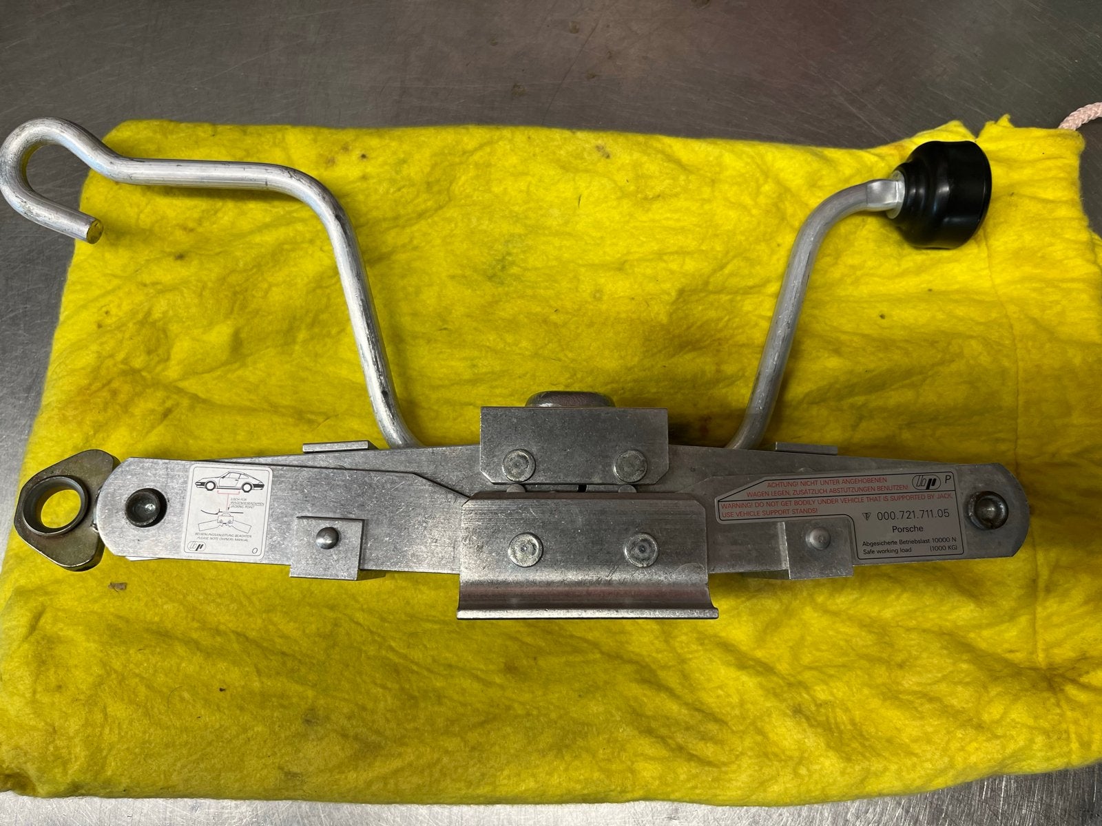 Porsche 911 (997/996) Boordgereedschap Krik - Nieuwstaat, Ophalen of Verzenden, Zo goed als nieuw, Mechanisch, Schaarkrik