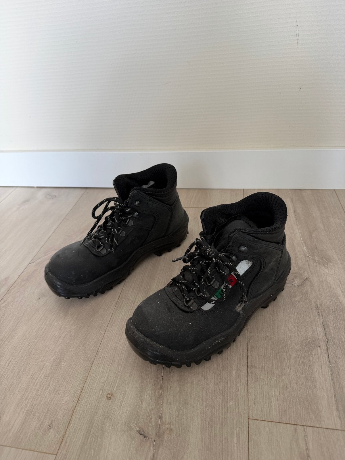 Lewer Veiligheidsschoenen Keuken - Maat 37 - Goede Staat, Ophalen of Verzenden, Gedragen, Zwart, Werkschoenen