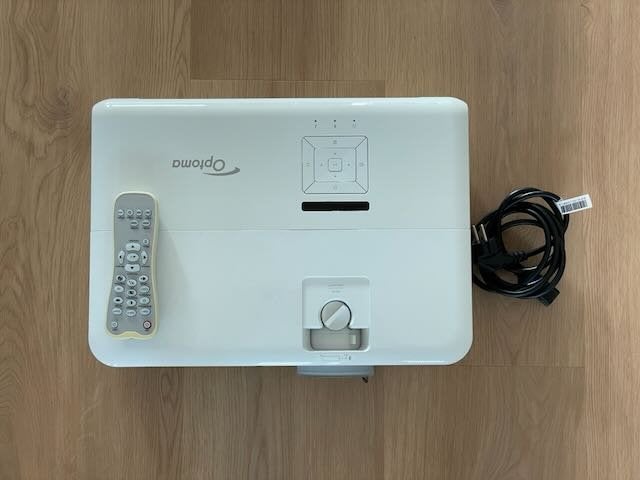 Optoma UHD50 4K UHD beamer – zeer nette staat, Audio, Tv en Foto, Beamers, Ophalen, Gebruikt, Optoma, DLP