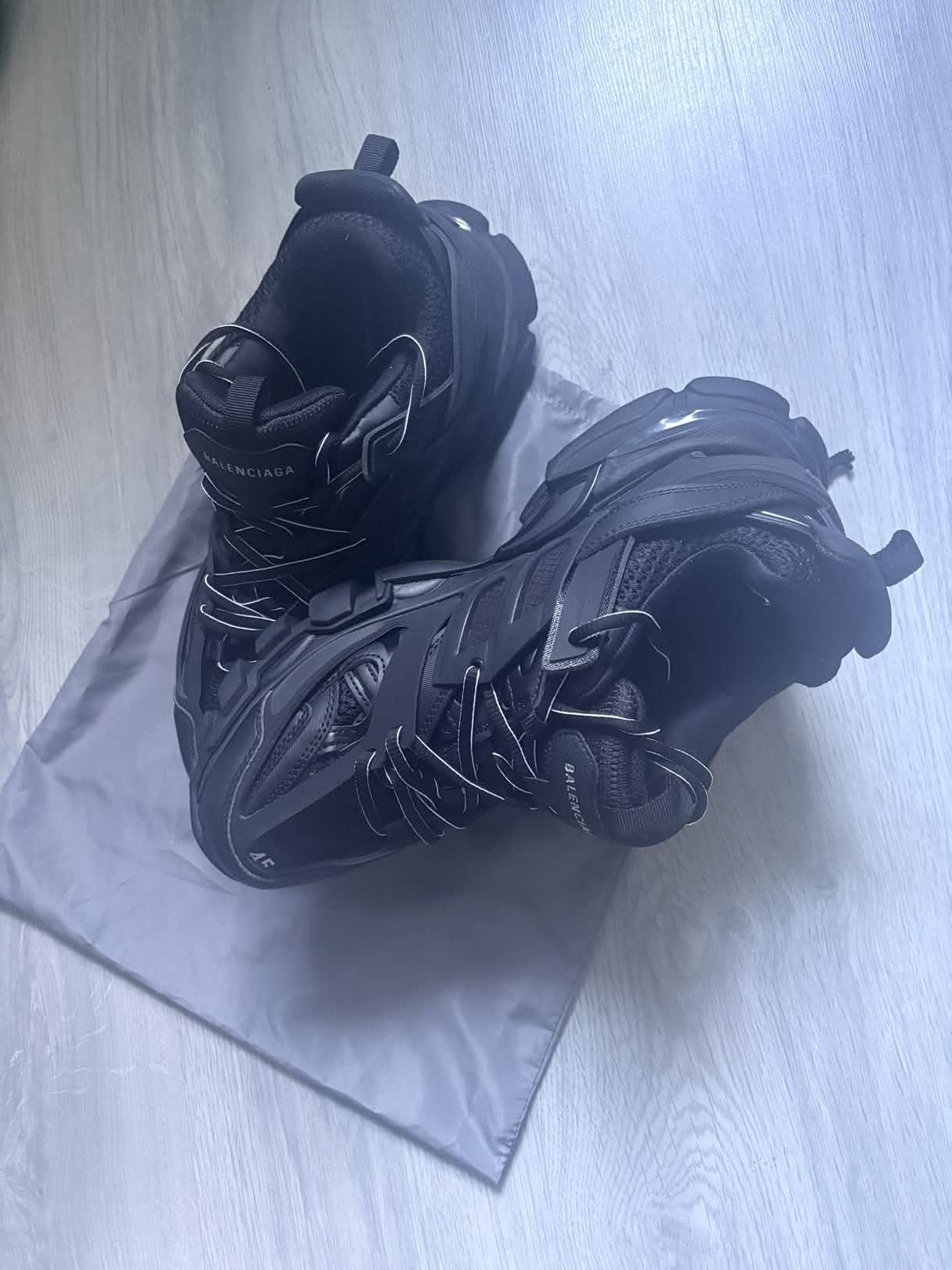 Balenciaga tracks 45, Kleding | Heren, Schoenen, Nieuw, Zwart, Ophalen of Verzenden