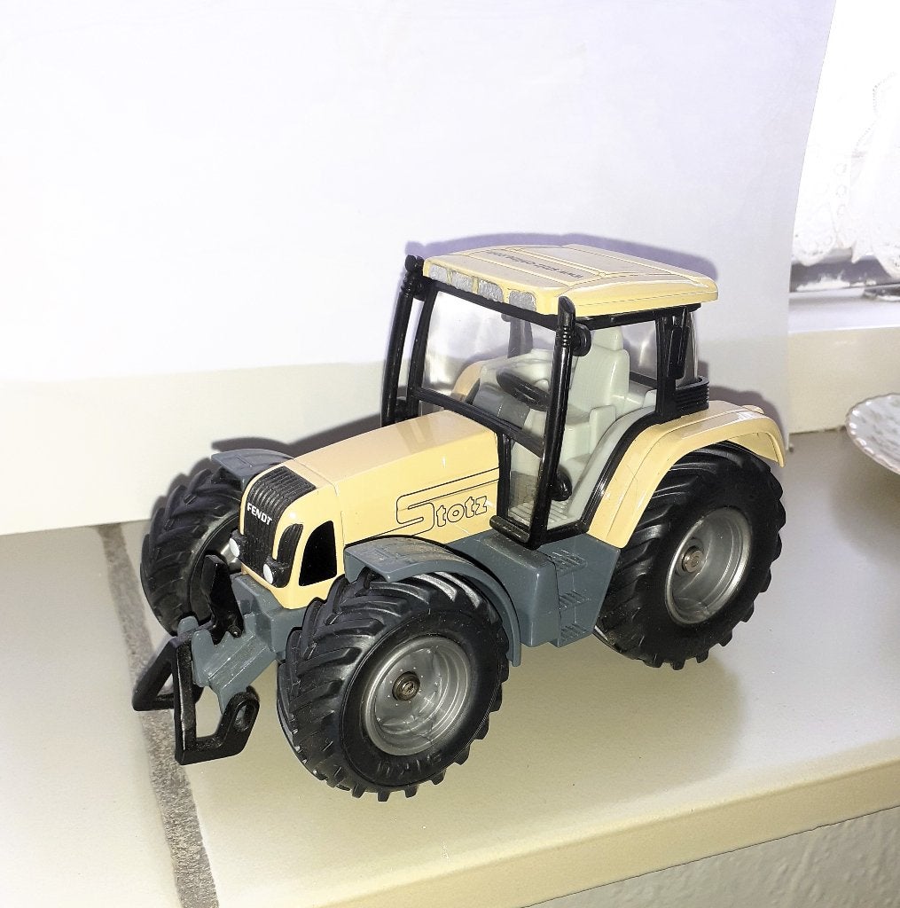 Fendt stotz - trekker - Siku, Ophalen of Verzenden, Zo goed als nieuw, Tractor of Landbouw, SIKU