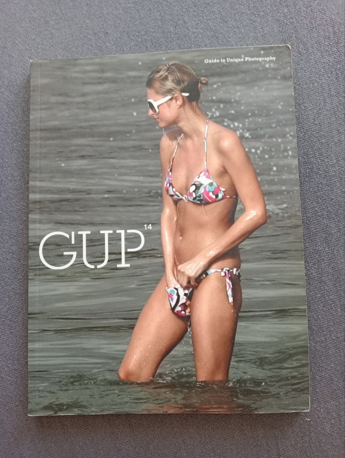 GUP 14: Ron Galella, Paparazzi, Paris Hilton, Raquel Welch, Ophalen of Verzenden, Gelezen, Fotografen, Diverse auteurs