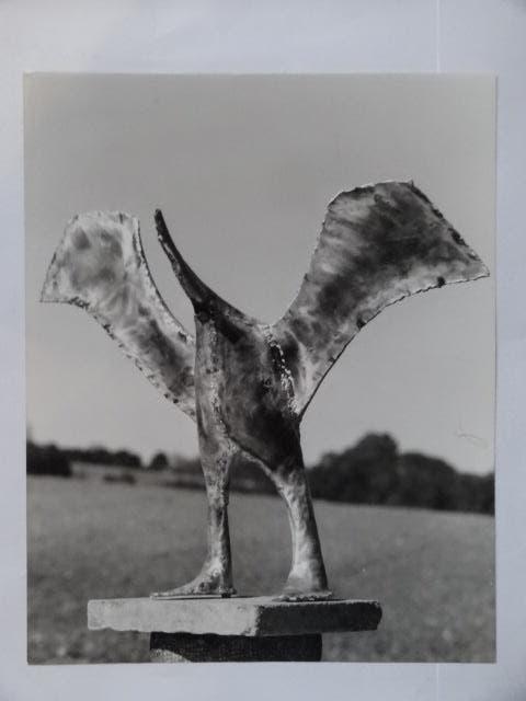 Reinhoud d'Haese, Vainglorious 1990, Verzenden