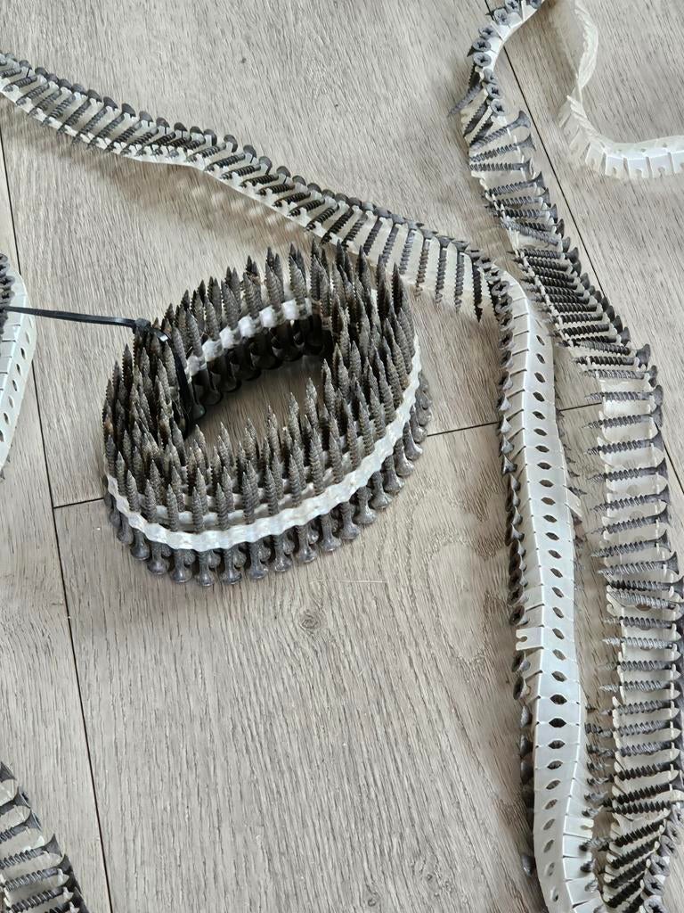 Gipsplaatschroeven op band - Diverse lengtes, Ophalen of Verzenden, Gebruikt, Minder dan 50 mm, Schroeven