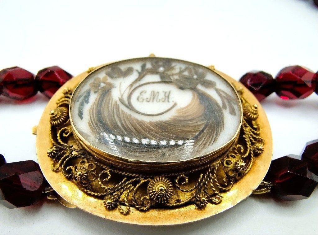Glasgranaten ketting met 18 karaats gouden rouwslot, 1867, Gebruikt, Info@zilverwebsite.nl, Verzenden, Zilverwebsite.nl