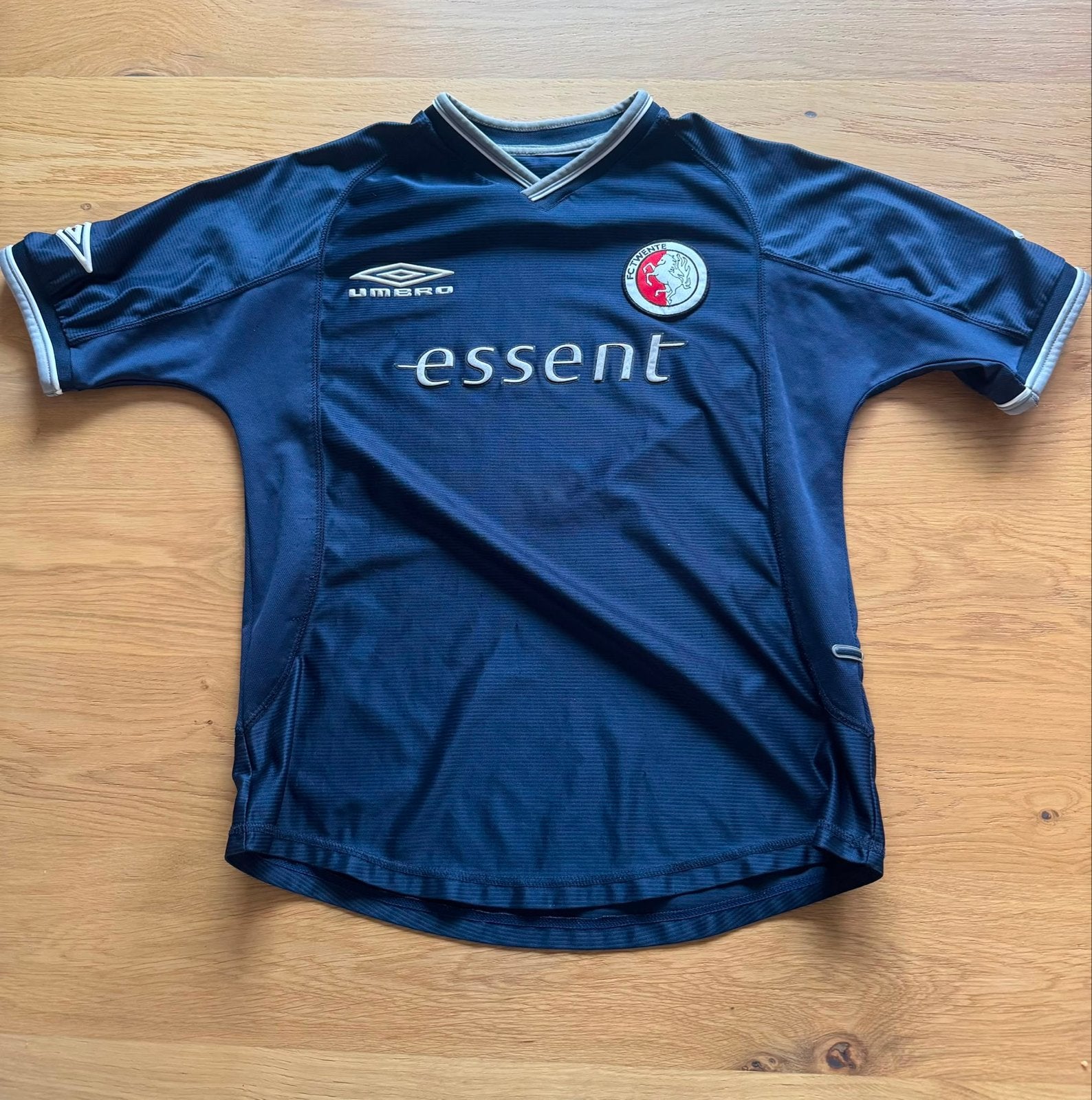 FC Twente uitshirt 2001/2002 - Zo goed als nieuw, Kleding | Heren, Ophalen of Verzenden, Zo goed als nieuw, Voetbal, Maat 48/50 (M)