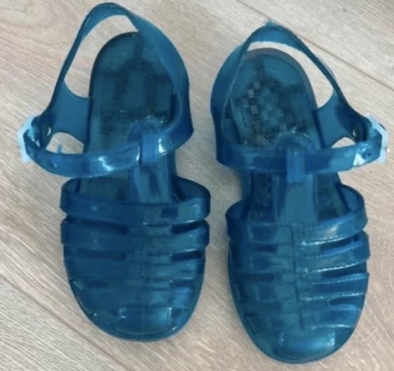 Blauwe waterschoenen maat 23, Jongen of Meisje, Schoenen, Ophalen of Verzenden, Zo goed als nieuw