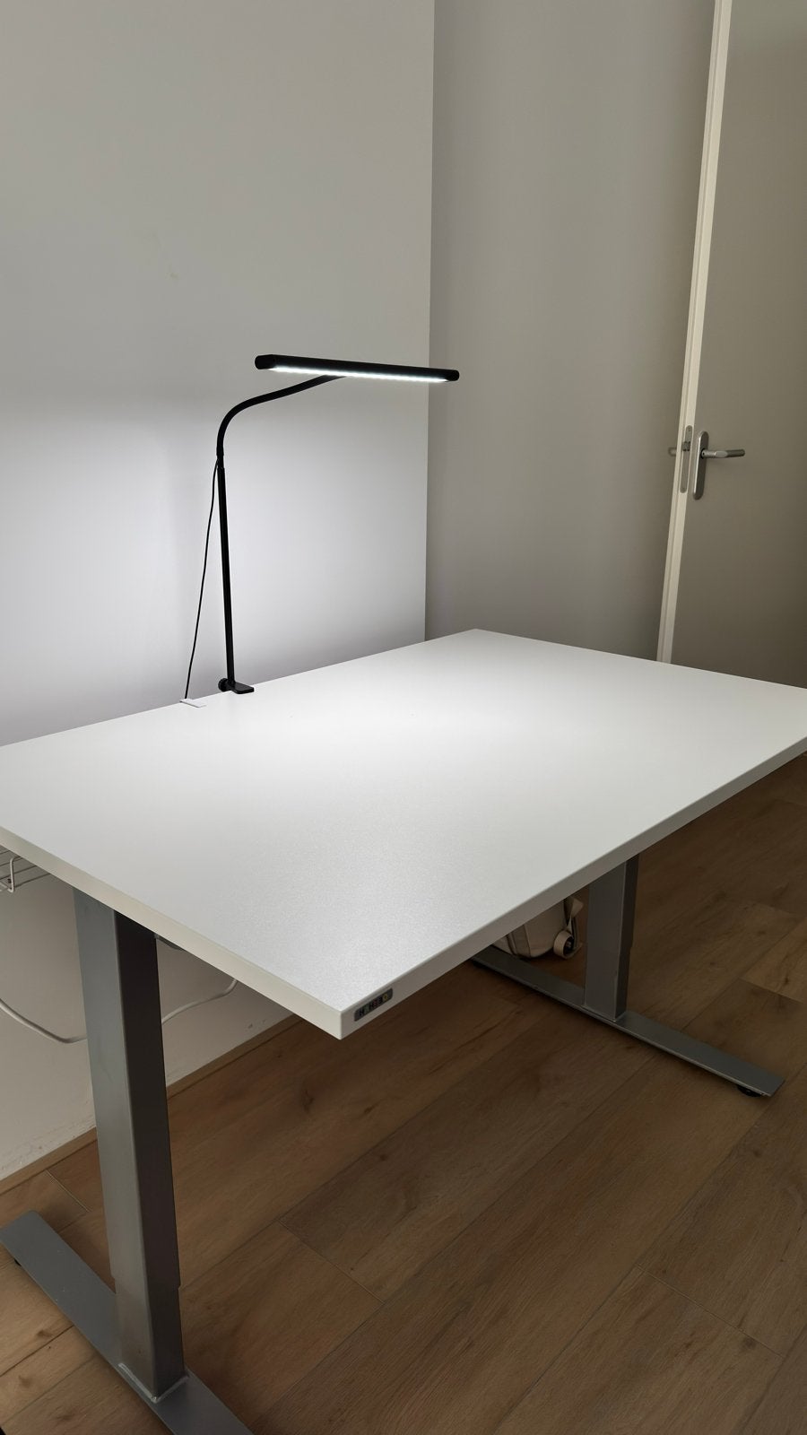 Hahebo Bureau (120x80cm) + kabelorganizer + bureaulamp, Ophalen, Gebruikt, 120 cm, Hout