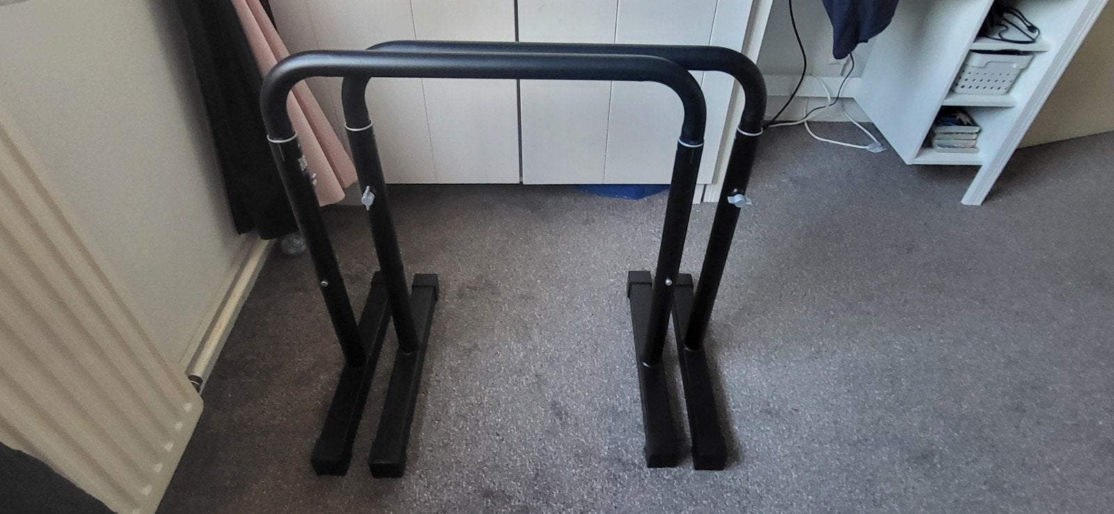 CORENGTH Verstelbare en compacte dip bars TS 100, Sport en Fitness, Ophalen, Zo goed als nieuw, Overige typen