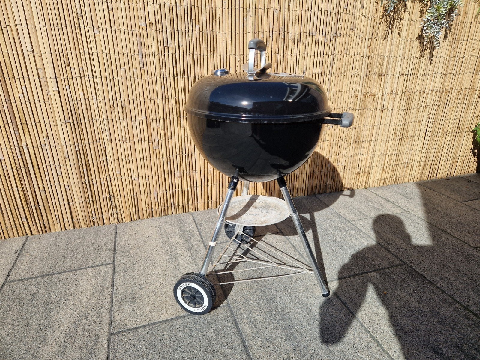 Weber Compact Kettle Houtskoolbarbecue - Zwart, Ophalen, Gebruikt, Weber