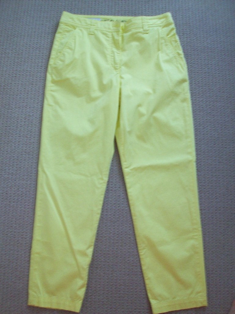marc cain broek, maat 28 (damesmaat 36) kleur geel, NIEUW, Geel, Nieuw, Ophalen of Verzenden, Maat 36 (S)