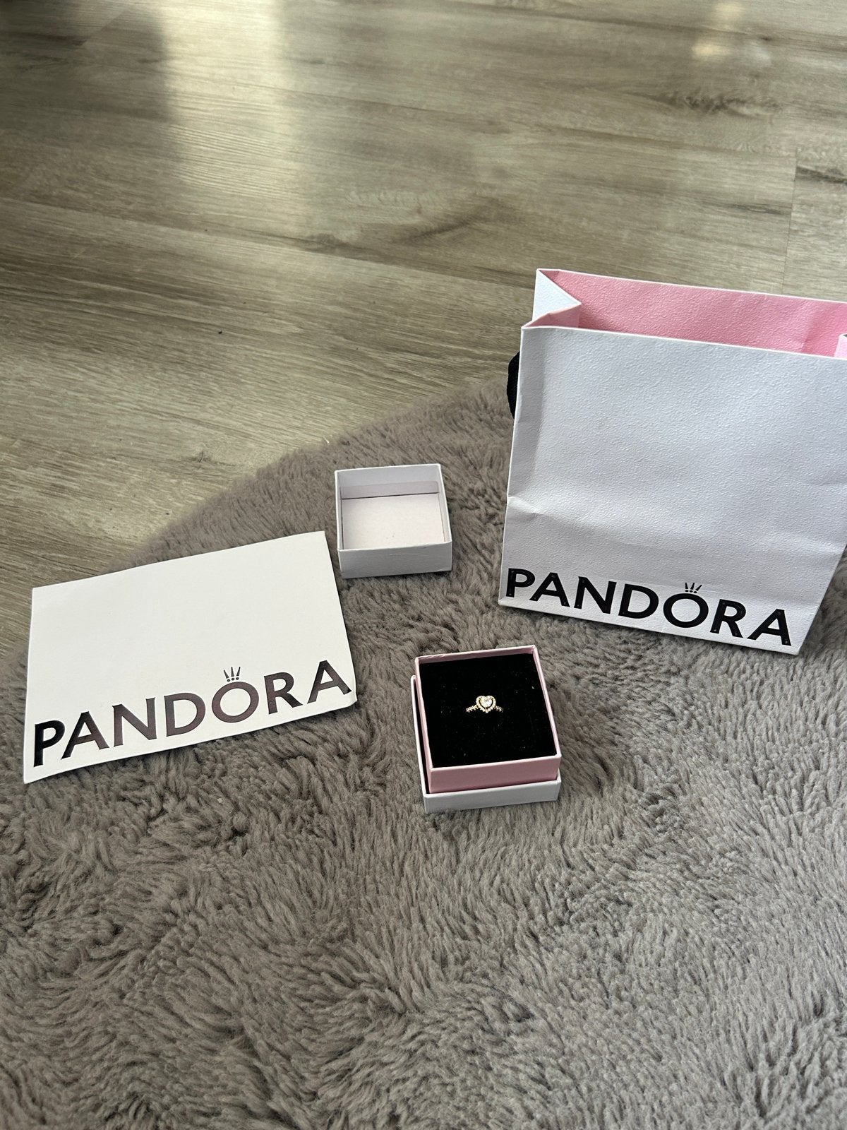 Pandora ring met hartvormige zirkonia, Met kristal, Overige materialen, Nieuw, Ophalen of Verzenden