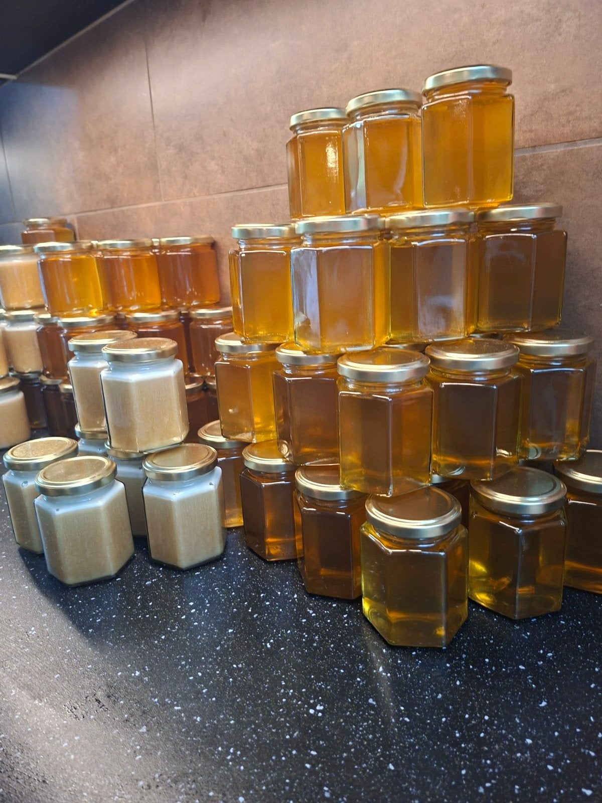 Honing te koop!, Ophalen of Verzenden