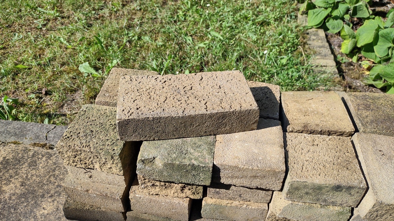 Waalformaat bakstenen geel en rood, ca. 7000 stuks, Doe-het-zelf en Verbouw, Metselstenen, Bakstenen, Ophalen