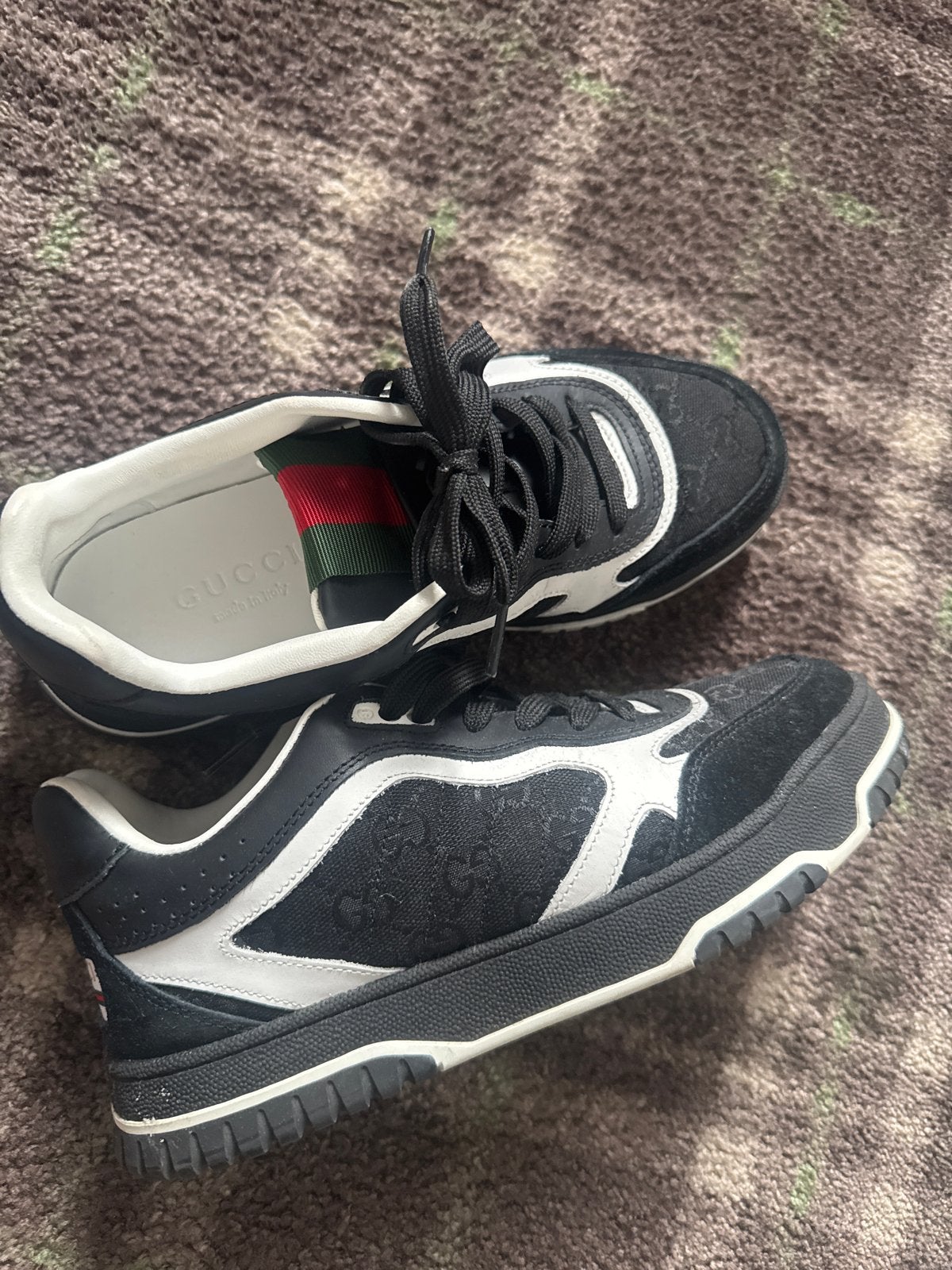 Gucci sneakers maat 39 - Zo goed als nieuw, Ophalen of Verzenden, Zo goed als nieuw, Zwart, Sneakers of Gympen