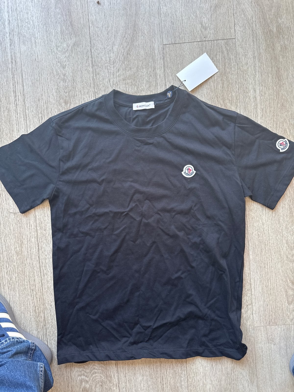 Moncler T-shirt Zwart - Nieuw met labels, Ophalen of Verzenden, Nieuw, Maat 48/50 (M), Zwart