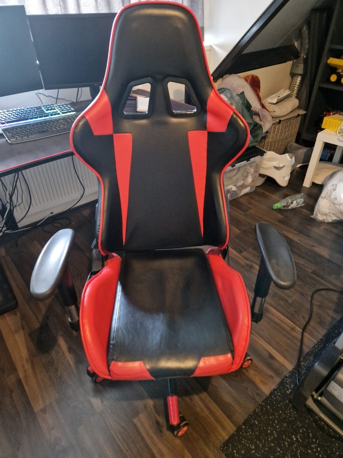 bureaustoel/ game chair, Huis en Inrichting, Ophalen, Zo goed als nieuw, Zwart, Bureaustoel