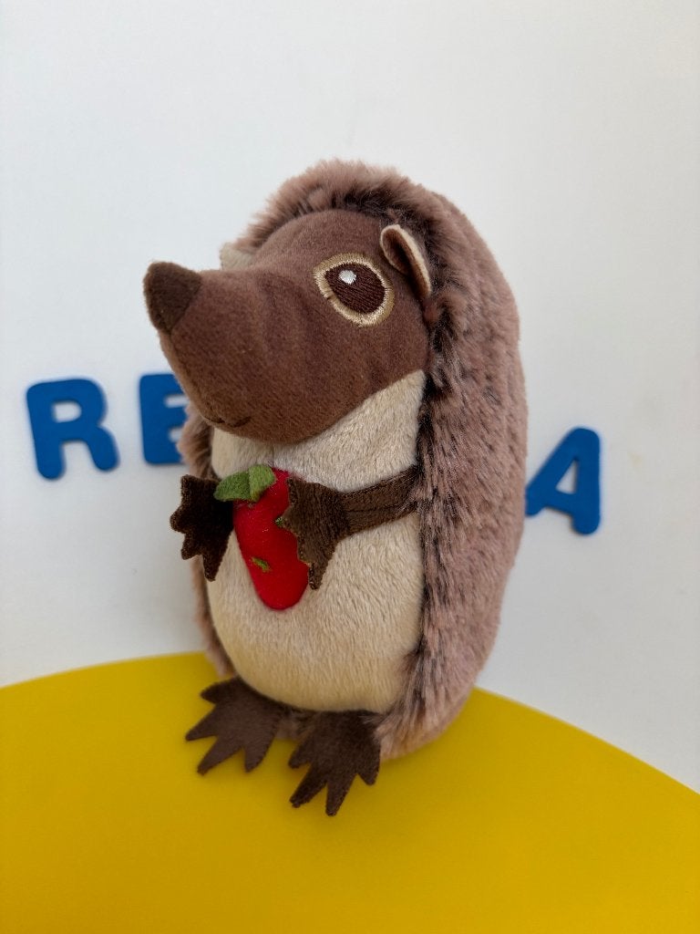 K4094 ikea egel egeltje met aardbei heeft piepje, Ophalen of Verzenden, Zo goed als nieuw, Overige typen