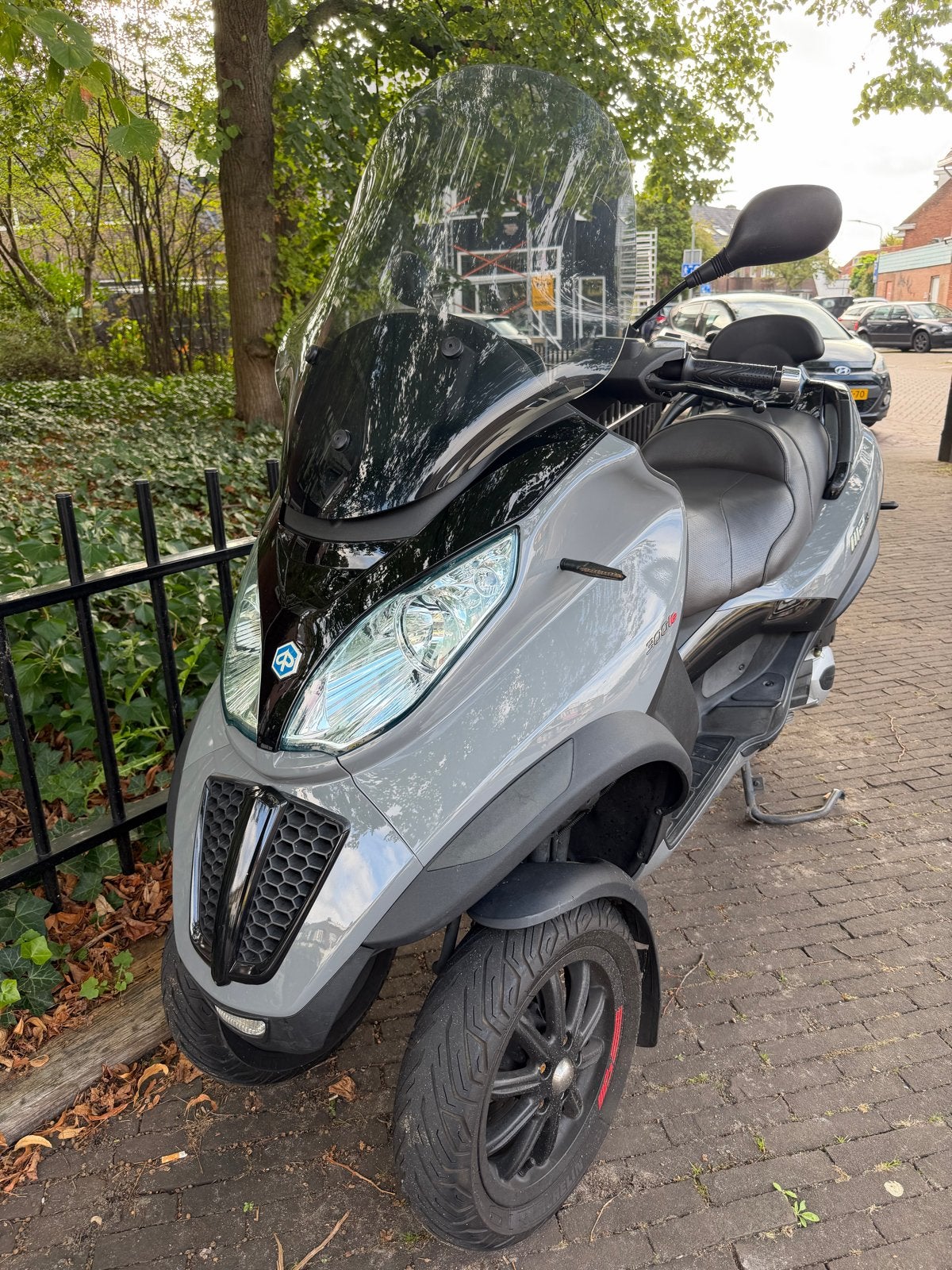 Piaggio MP3 300ie  Sport LT, Gebruikt, Maximaal 45 km/u, Ophalen of Verzenden