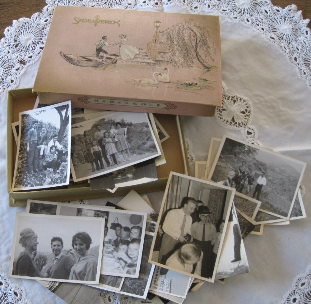 Antieke doos met ongeveer 60 foto's, Ophalen of Verzenden
