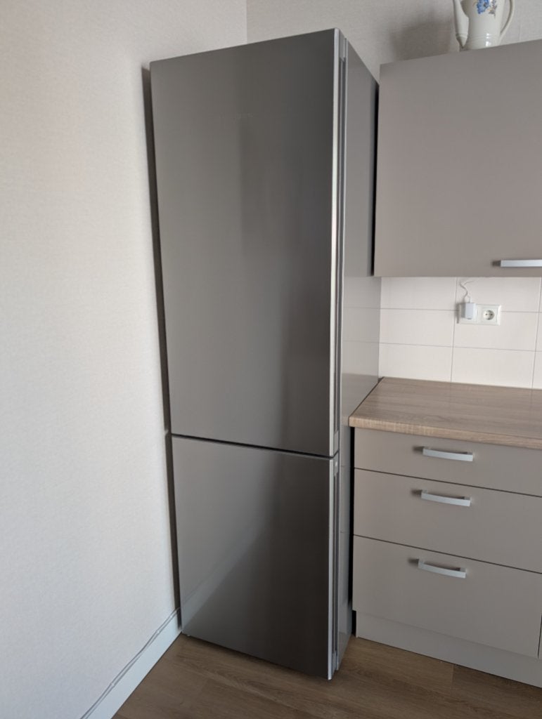 Liebherr Koelvriescombinatie RVS, Witgoed en Apparatuur, Ophalen, Gebruikt, 200 liter of meer, Met aparte vriezer